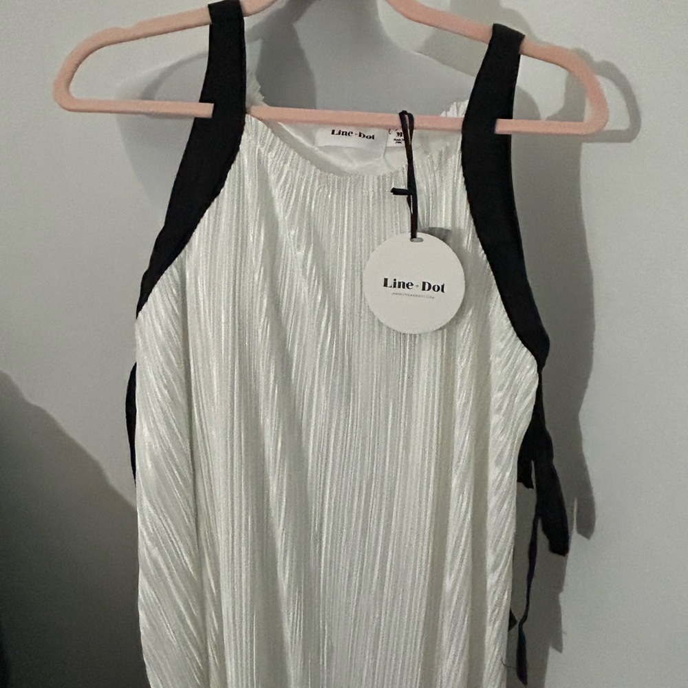 Line & Dot Dress with ribbon ties and pleats NWT - Picture 5 of 7